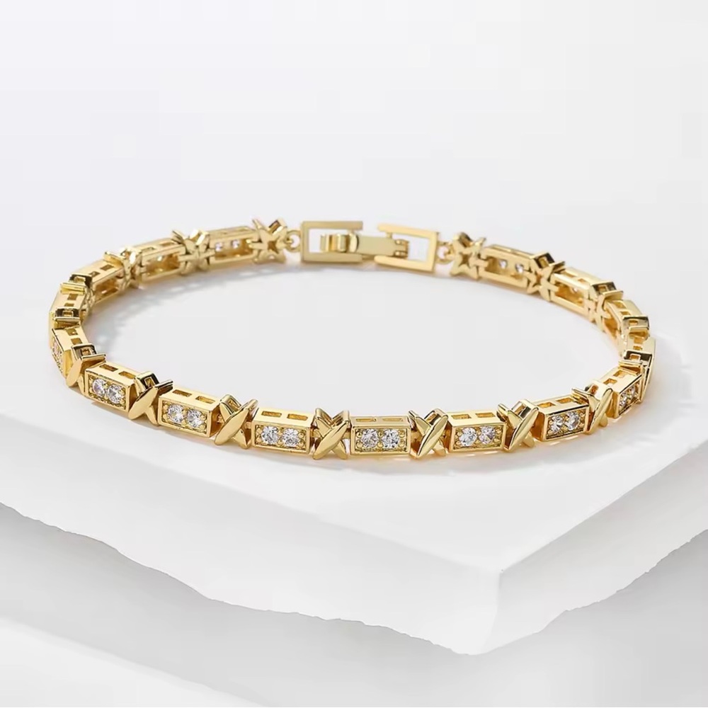 18K GOLD PLATED Tennis Star 2cttw Diamond Bracelet